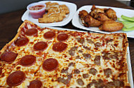 Ledo Pizza food