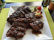 Sam's King Ribs De Meern food