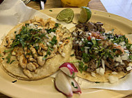 El Loco Taco Taqueria food