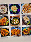 Hong's Cuisine food
