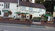 Ye Olde Robin Hood Inn outside