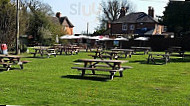 Jolly Farmers Hurst Pub inside