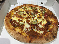 Nonna's Gourmet Pizza Co food