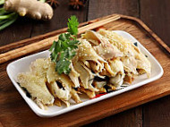 Hau Xing Yu Shredded Chicken (quarry Bay) food