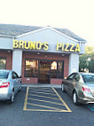 Bruno's Pizza outside