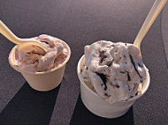 Little Truckee Ice Creamery food