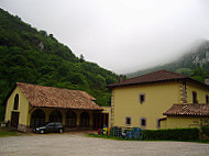 La Casa Nueva outside