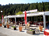 Camping Restaurant LE PESQUIER inside