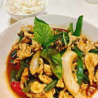 Aroma Royal Thai Cuisine food