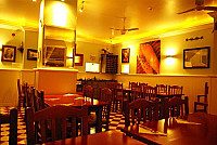 Corso Pizzeria inside