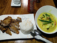 Viet Thai Bistro food