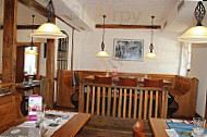 Gasthof zum Froschenteich inside