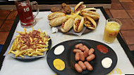 100 Montaditos Ballonti food