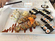 Akiko Sushi food