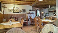 Oberamer Hof inside