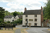 The Wheel Inn outside