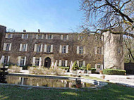 Château D'ayres food