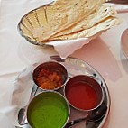 DHABA Münchner Freiheit food