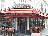 LA BODEGA CAMBRONNE outside