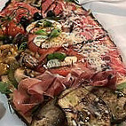 Pizzeria Elio food