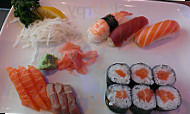 Ta Sushi food