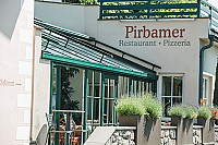 Pizzeria Pirbamer outside
