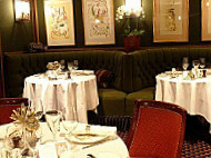 Le Gavroche food