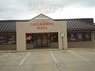 Gallagher's Pizza outside