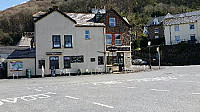 Lyndale Tea Rooms outside