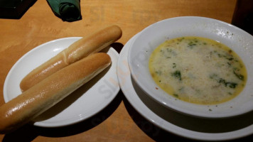 Olive Garden Burlington food