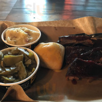 Dickey's Barbecue Pit food