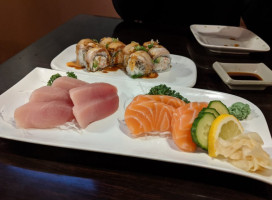 Yoko Sushi food