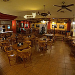 Cafeteria El Divan inside