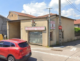 Le Moulin Gourmand outside