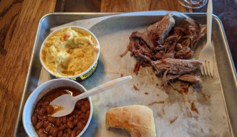 Dickey's Barbecue Pit food