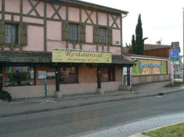 Hermitage De Corcy food