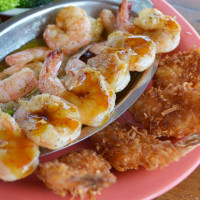 Floyd's Shrimp House food