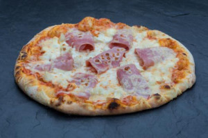 Euro Pizza food