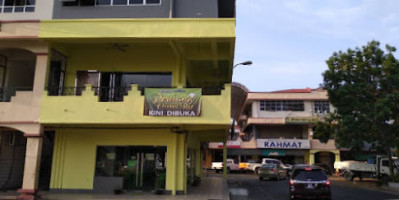 Kfc (bandar Sri Perdana Lahad Datu) outside