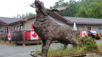 Muddy Moose Restaurant food