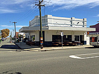 Percy Flint Boozery & Eatery outside