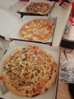 Pizza Hotimes Serris food