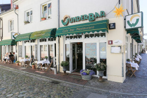 Wunderbar inside