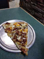 Jerry's Pizza Pie food