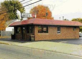 Schaffner's Drive In outside