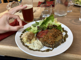 Le Bouillon Café Associatif food