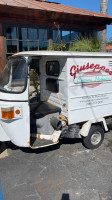 Giuseppe's Pizza To Go Delivery outside