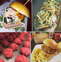 33 Giri Gourmand Burgers food