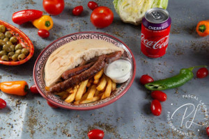 Snack Mcbm (kebab) Halal inside