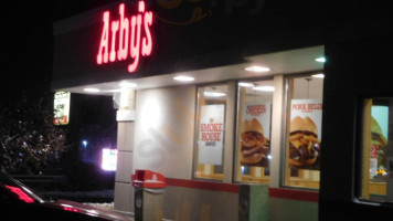 Arby's outside